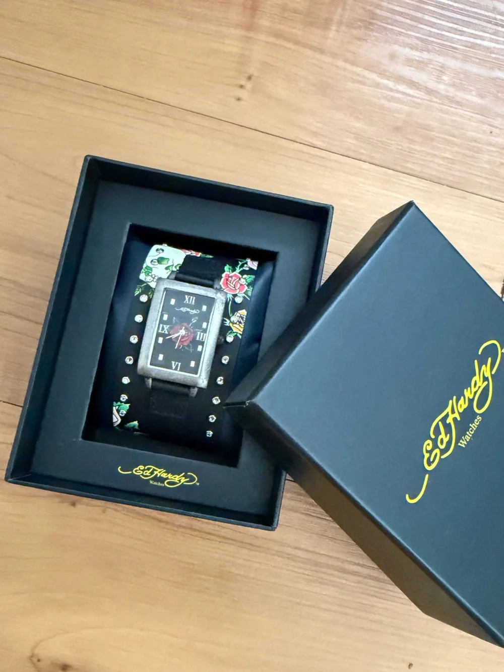 Ed Hardy Rockstar Roses Black Leather & Swavorski Cuff Watch Y2K BNIB Vintage